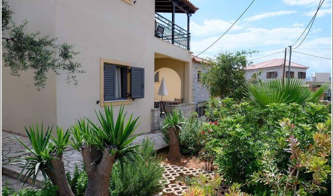Finikes Apartments Stoupa Exterior photo